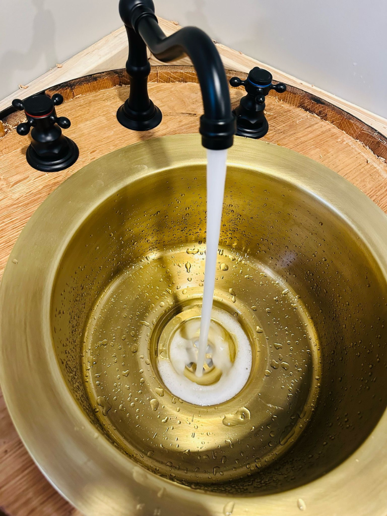 Toilet Faucet Replacement Service in Kanata - Delta Plumbers