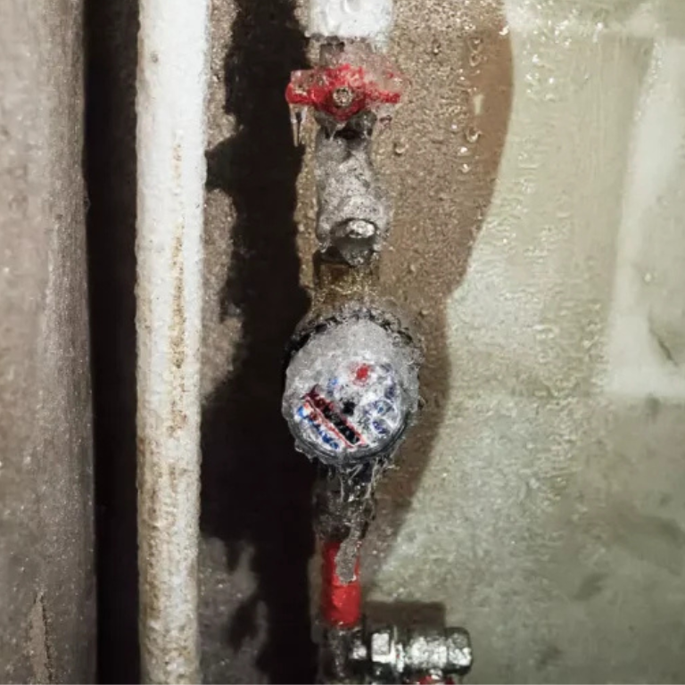 Frozen and burst Pipe -Delta Plumbers-Kanata- harsh Canadian Winters.
